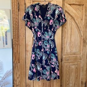 banana republic navy floral dress. Size 4
